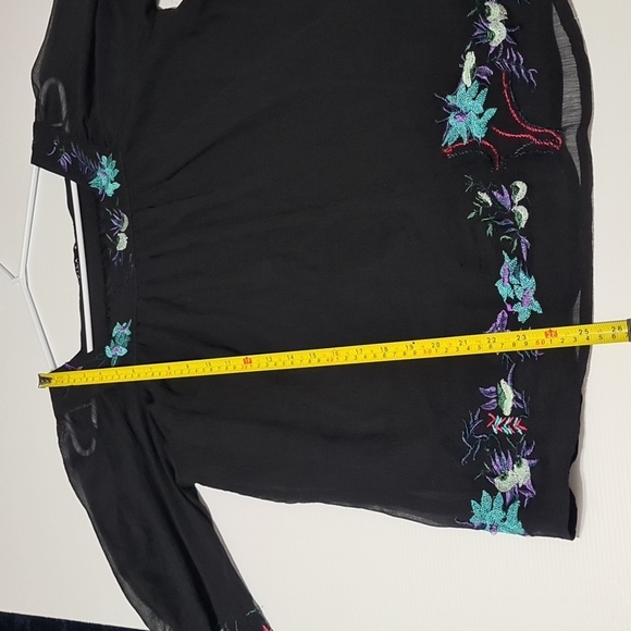 🟡Flower Flowy Blouse Black S - Picture 9 of 9